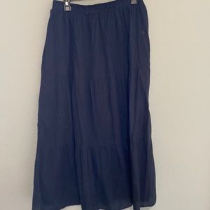 Long way California navy blue tired maxi skirt.